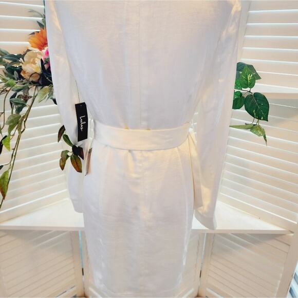 LULUS WHITE SILK LIKE BELTED LINED NEW DRESS SIZE SMALL - Picture 4 of 7
